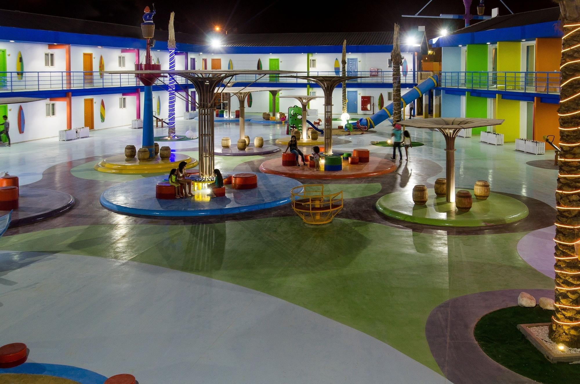 Swiss Inn Teda Hotel & Aqua Park Ain Sukhna Eksteriør billede
