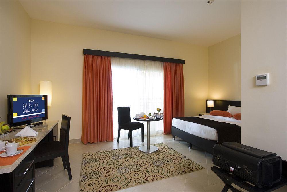 Swiss Inn Teda Hotel & Aqua Park Ain Sukhna Eksteriør billede