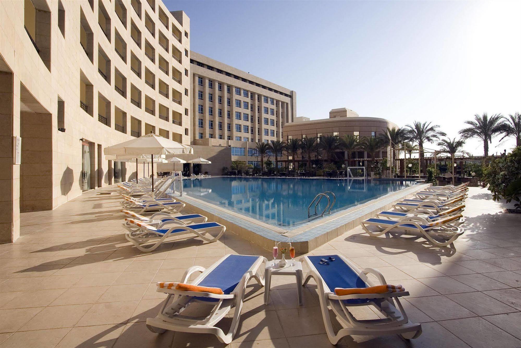 Swiss Inn Teda Hotel & Aqua Park Ain Sukhna Eksteriør billede